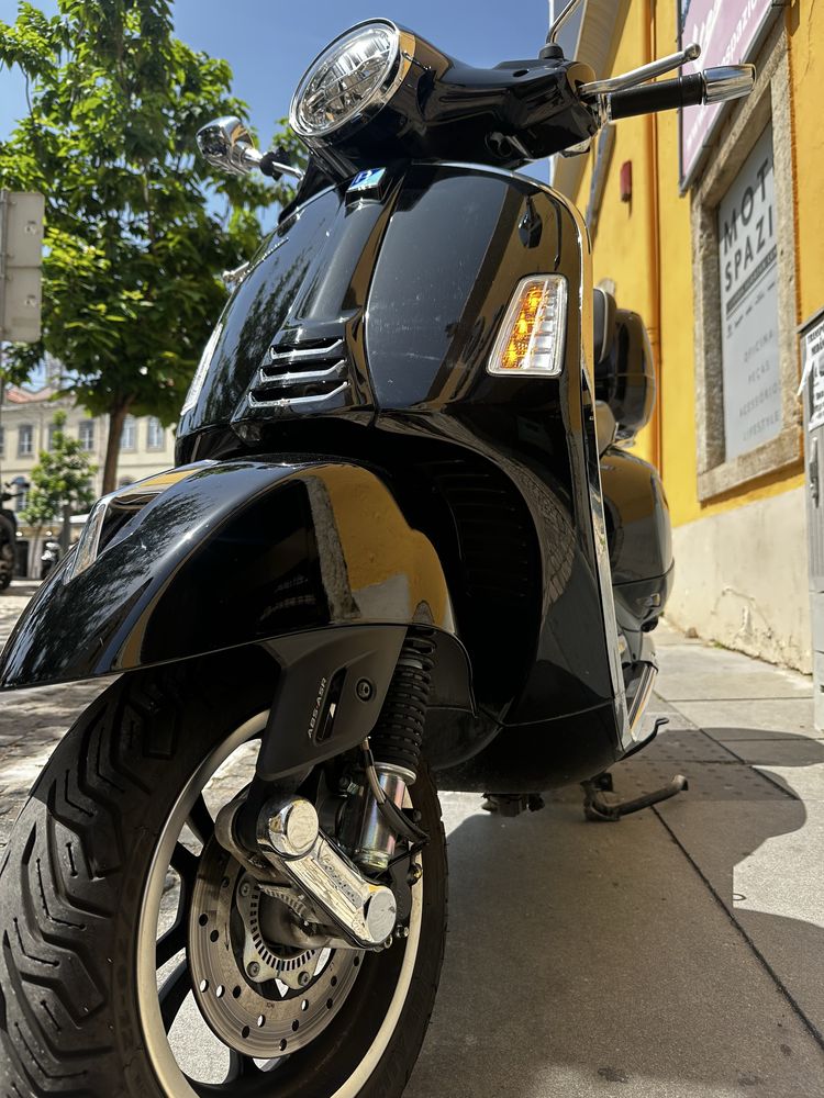 Vespa GTS 125 Super 2023