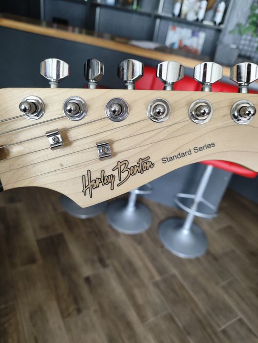 Електрогітара Harley Benton