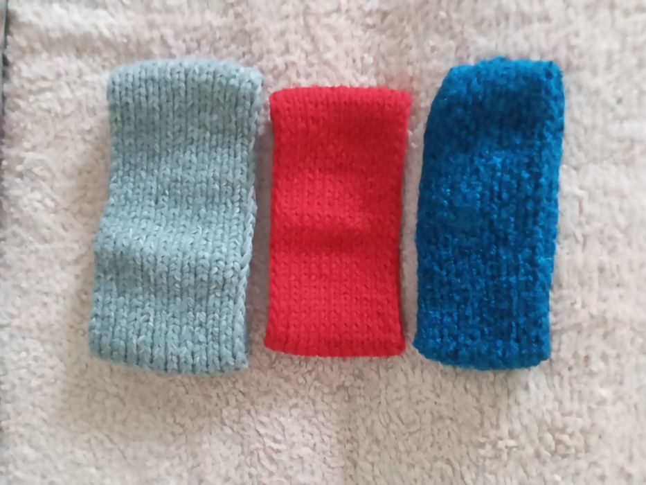 Нитка дарничанка,в,язані шкарпетки,шапки кофти