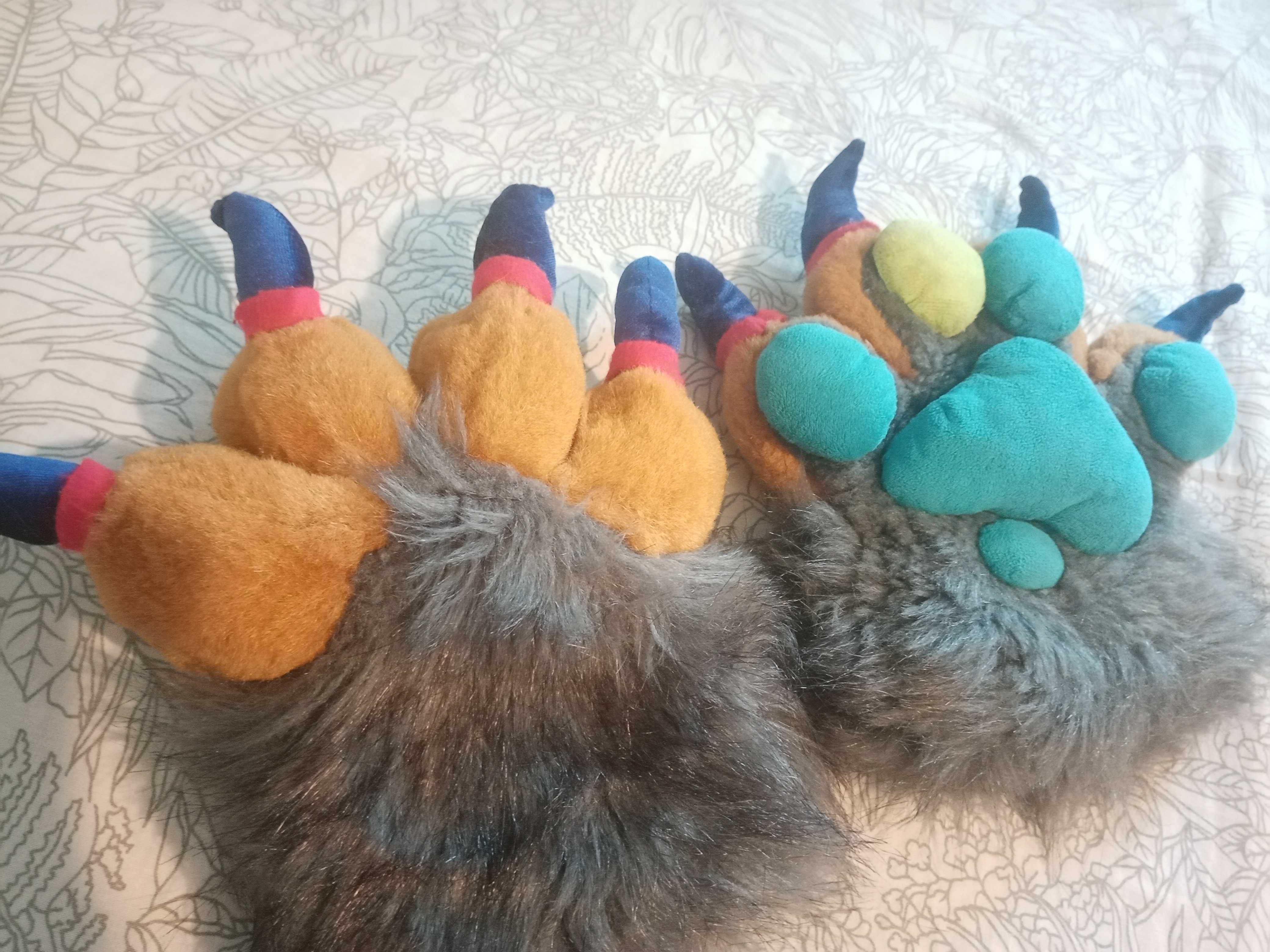 Fursuit furry head łapki