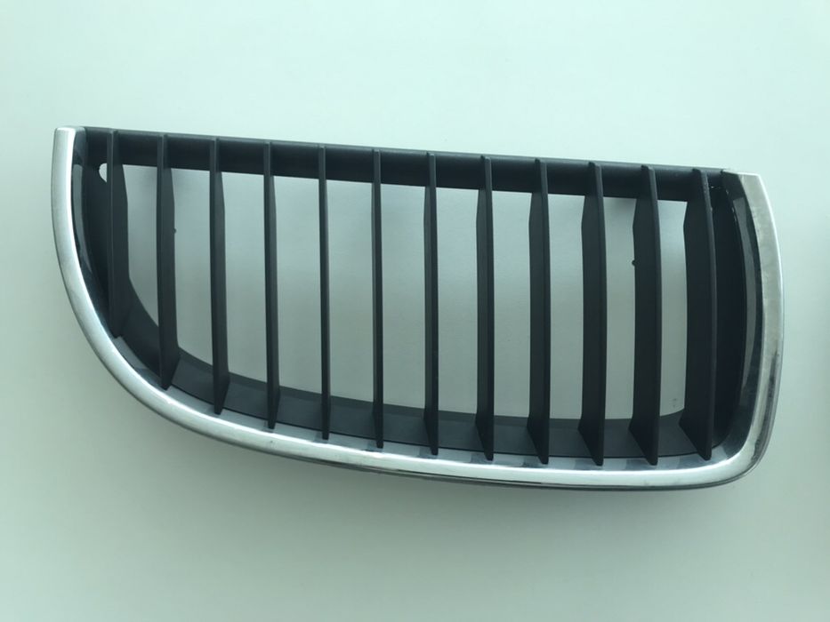 Grelhas Frontais BMW E90 Pretas