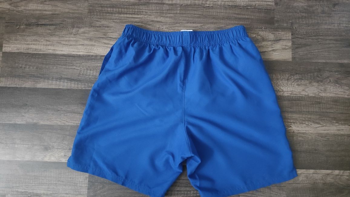 świetne szorty NIKE z majtkami jak nowe