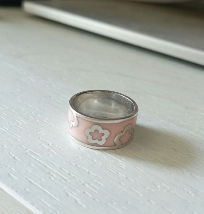 Кольцо каблучка 19,5 розміру Емаль