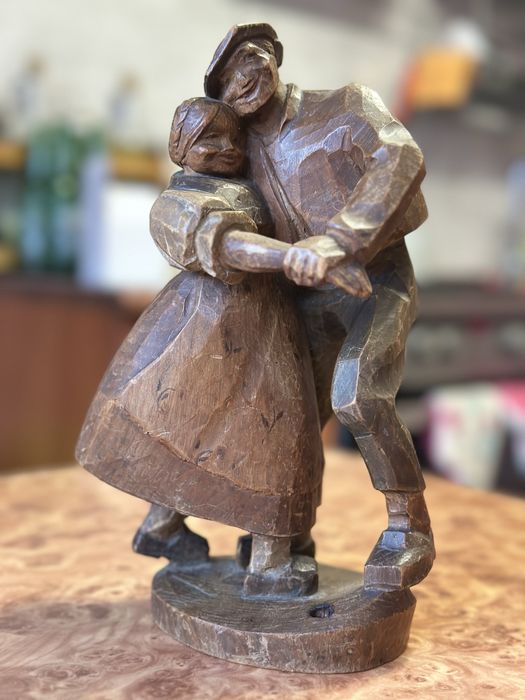 Stara rzeźba tańcząca para drewniana ludowa vintage oldschool