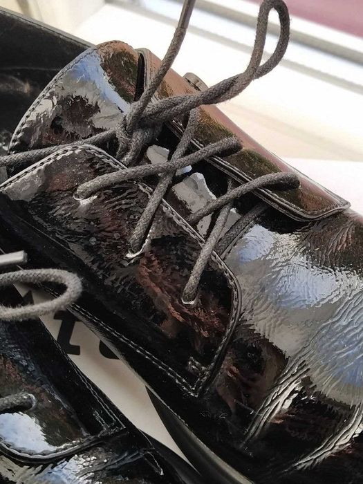 Туфлі жіночі на низькому ходу з подарунком