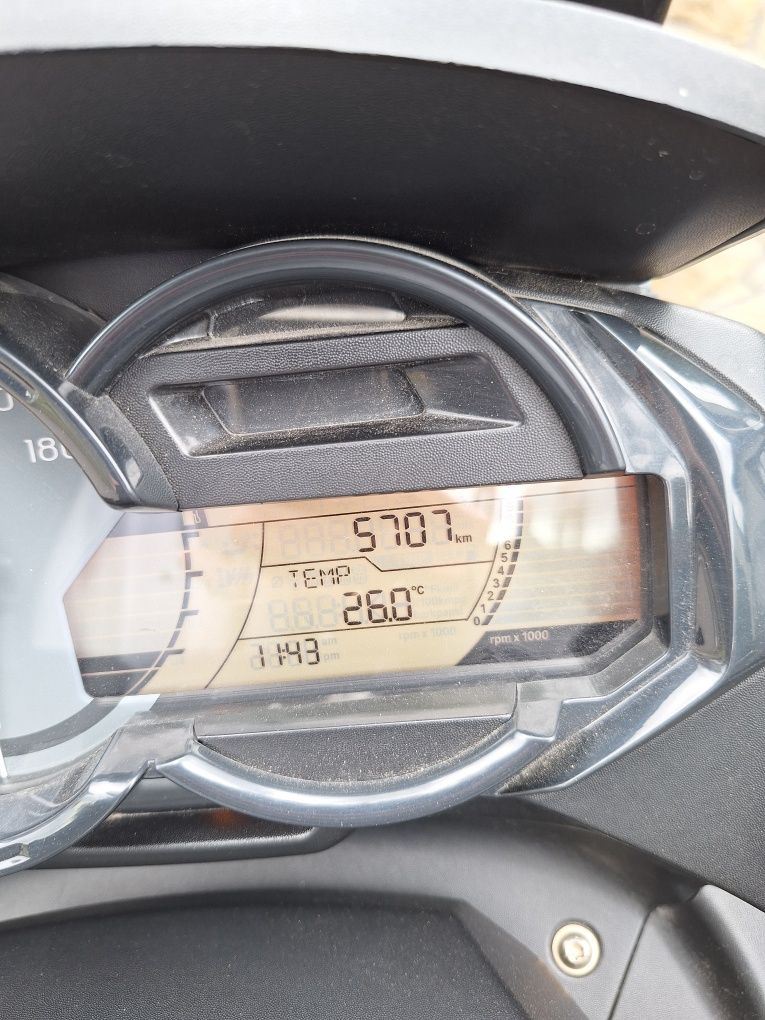 Motocykl Maxi Skuter