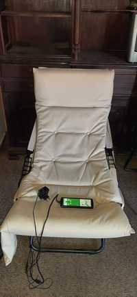Cadeira de massagens, com vibração, com comando (a pilhas)