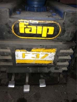 Maquina montar pneus