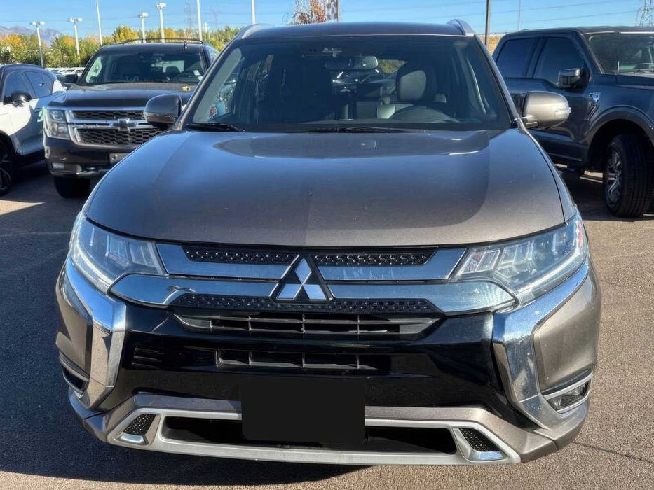 Mitsubishi Outlander PHEV GT      2019
