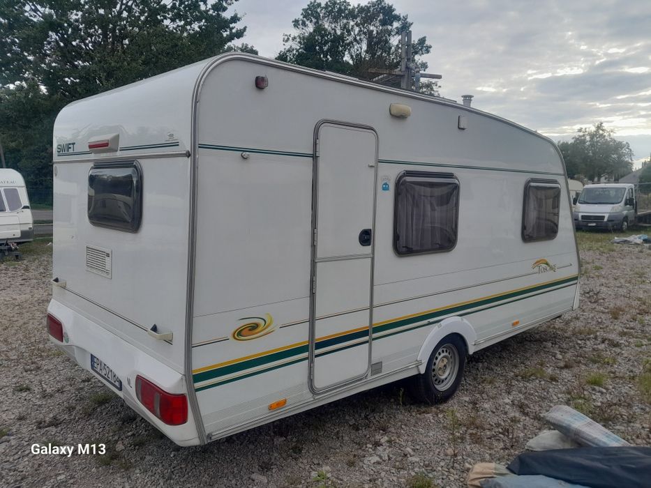 Przyczepa kempingowa Swift rok 2000 Dmc 1200kg, solary,przedsionek