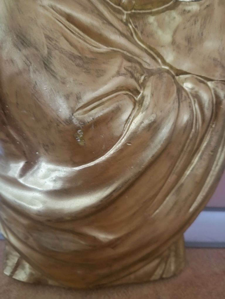 Płaskorzeźba gipsowa złota Madonna