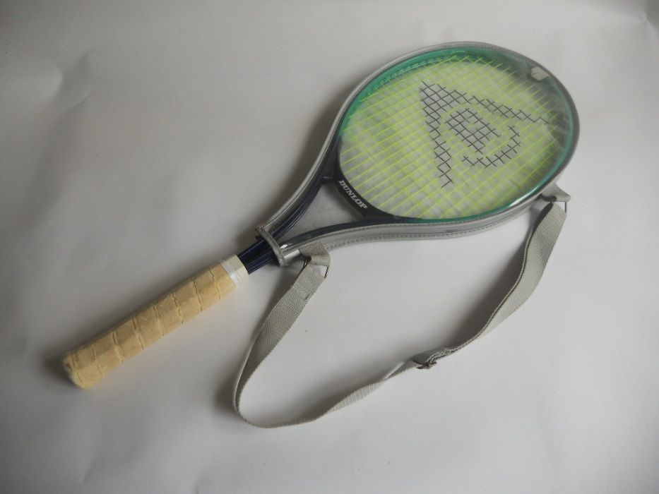 Raquete ténis Dunlop Cadet + 4 bolas