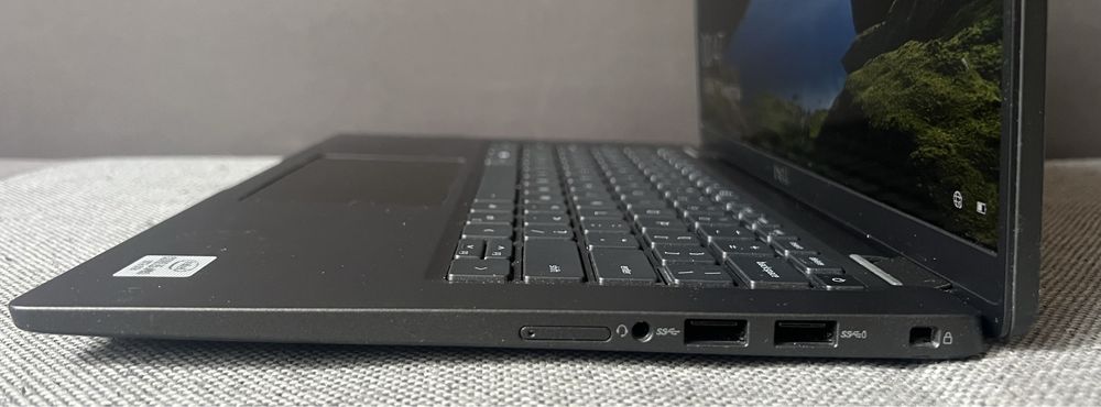 Laptop Dell Latitude 7410 i5-10310U 8GB 240GB Stan Bdb