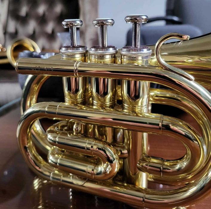 trąbka PICCOLO  JUPITER JPT-416 made in Taiwan stan celujący jak nowa!