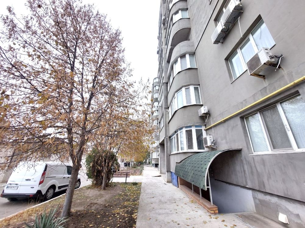 Оренда цоколь в центрі 108м2 вул Садова