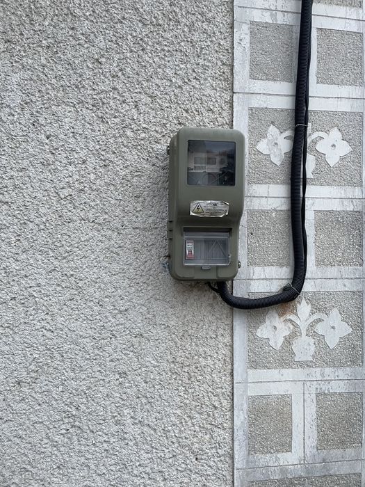 Продається двоповерховий будинок