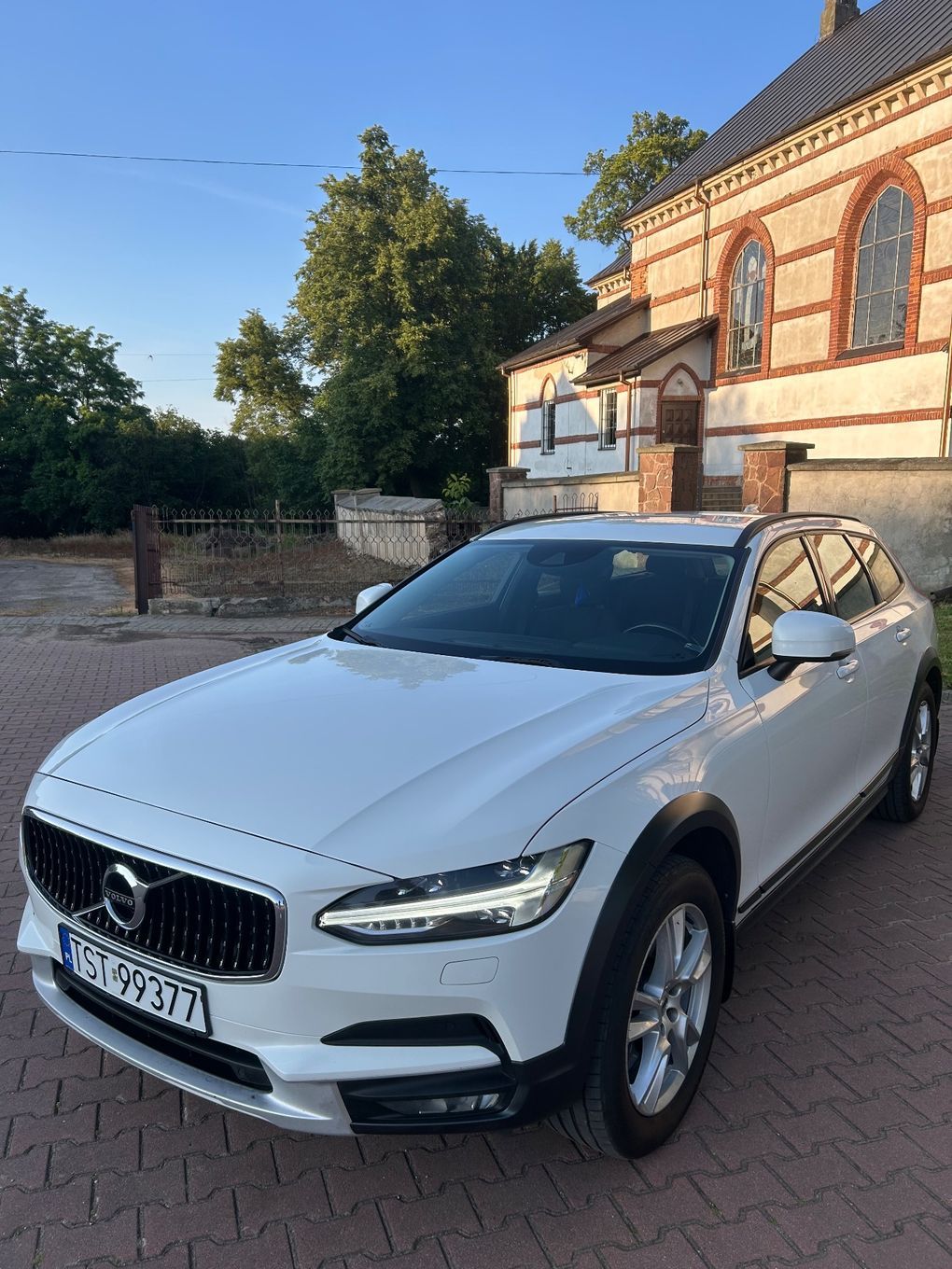 Volvo V90 Volvo V90 Cross country