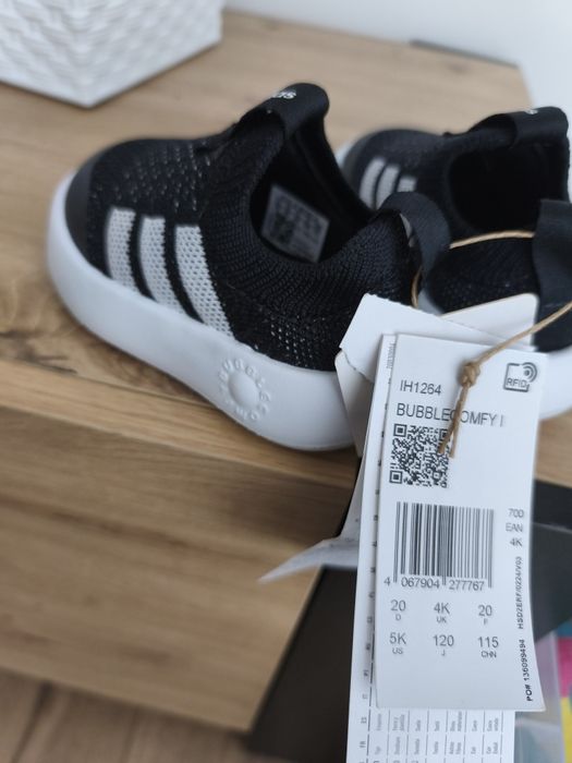 Buty niemowlęce r.20