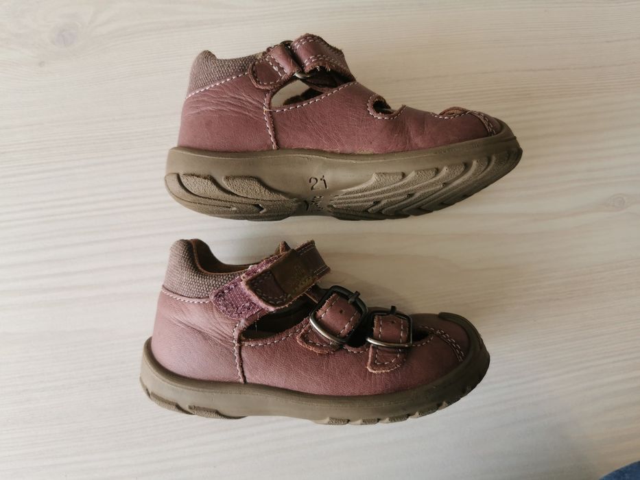 Sandałki fioletowe dziecięce