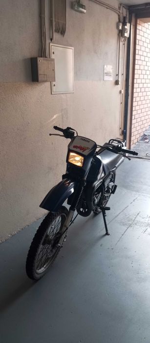 Moto toda toda de origem