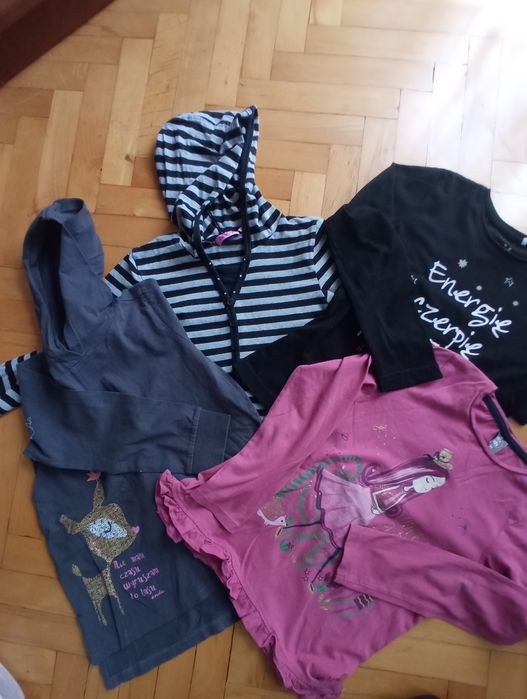 Paka 20 sztuk bluza t-shirt spodnica getry roz 122-128