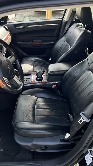 CHRYSLER 300c 3.0 TOURING V6 Automativo | Luxo, Porencia e Conforto