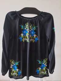 Жіноча блуза-вишиванка