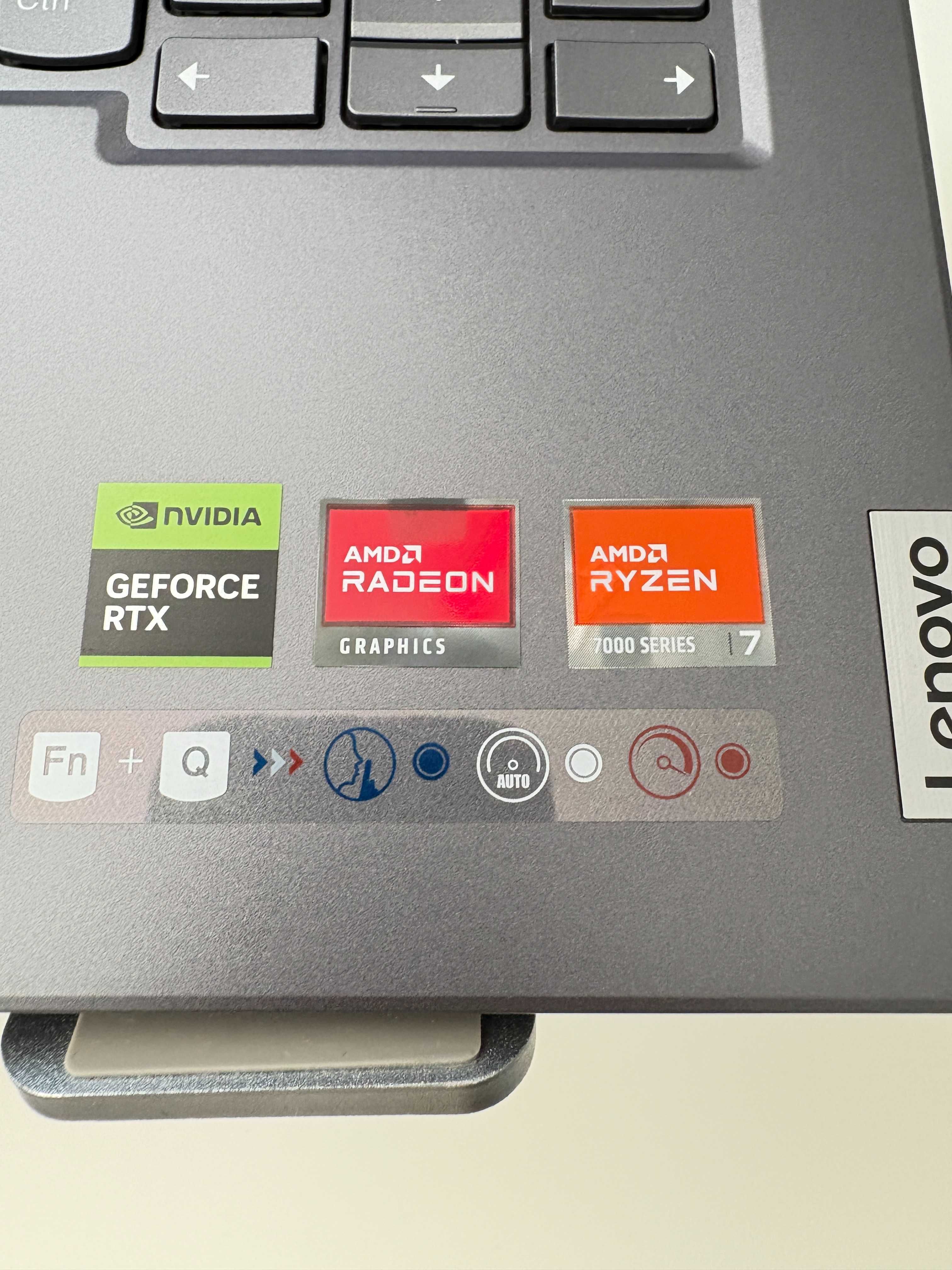 Portatil Lenovo Legion Slim 5 Gen 8 (14" AMD)