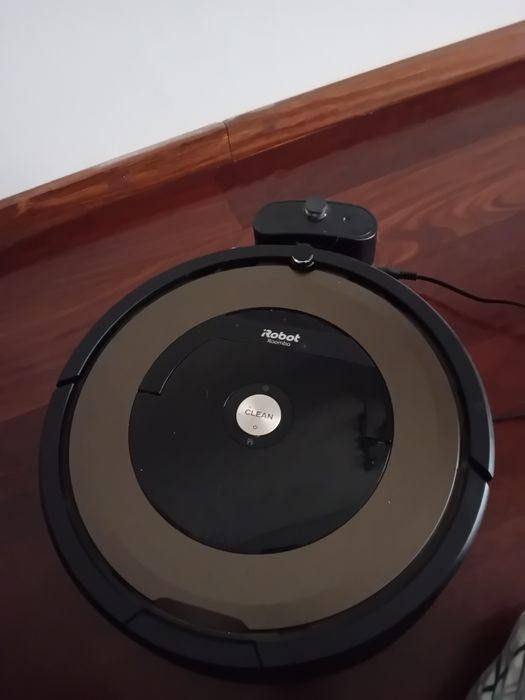 Roomba 896 usado