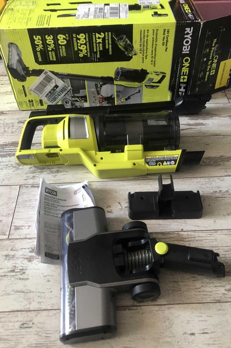 Безщітковий акумуляторний пилосос Ryobi One+ HP 18V PBLSV716 новий США