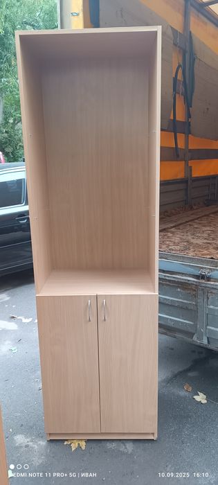 Шкаф для вещей .