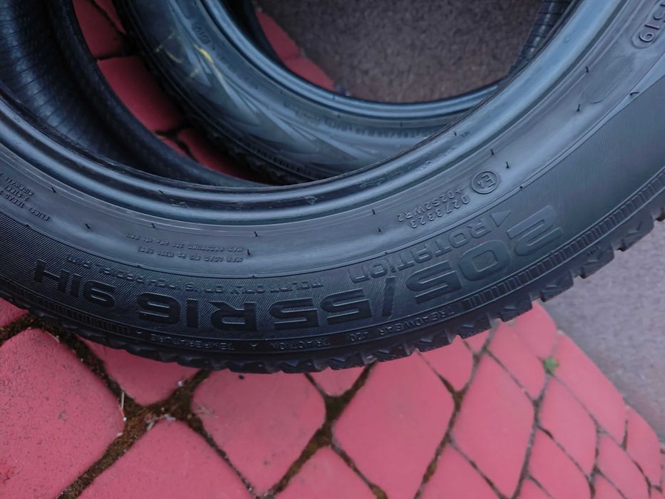 Opony Nokian WR D4, 205/55/R16 91H. DOT 1519