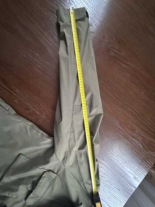 Курточка чоловіча.