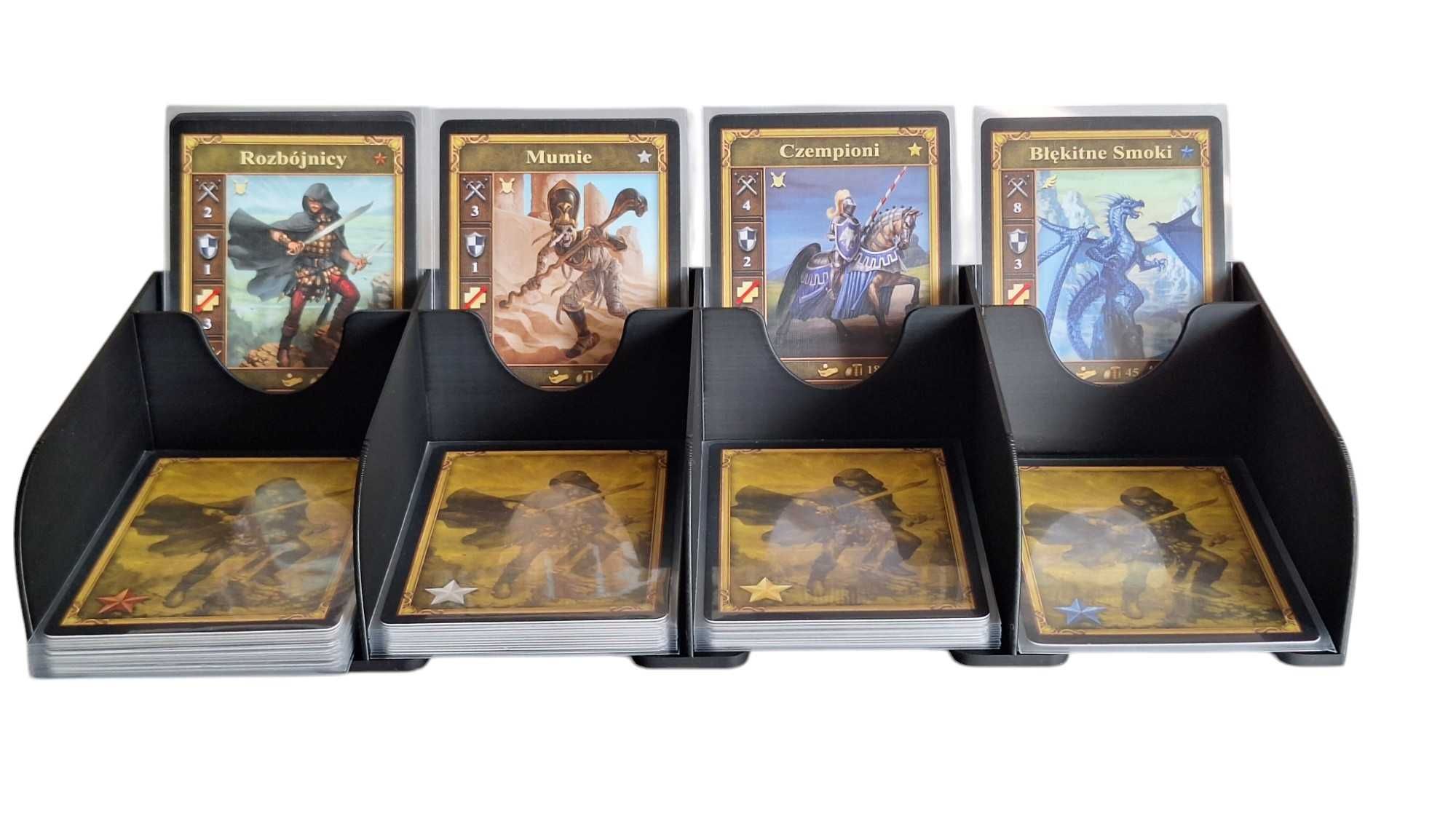 Podajnik na karty 63,5x88mm CCG uniwersalny 4 przegrody Heroes  gra