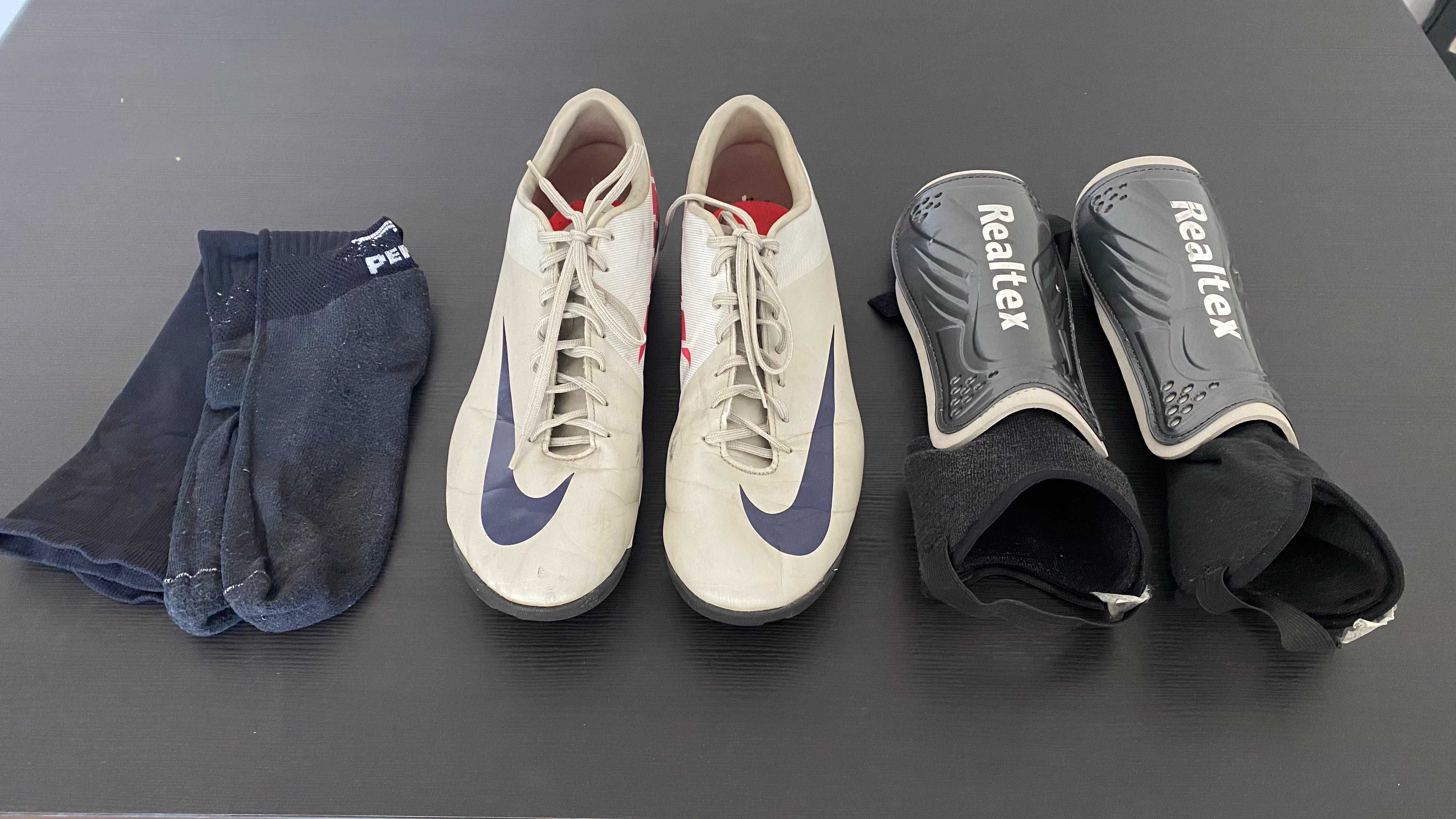 Kit completo - Chuteiras Nike Mercurial Victory 46