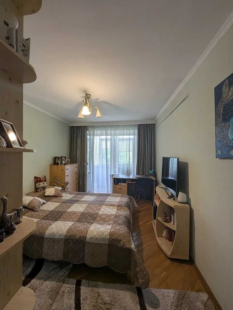 Продаж 2 кім квартири вул Довженка