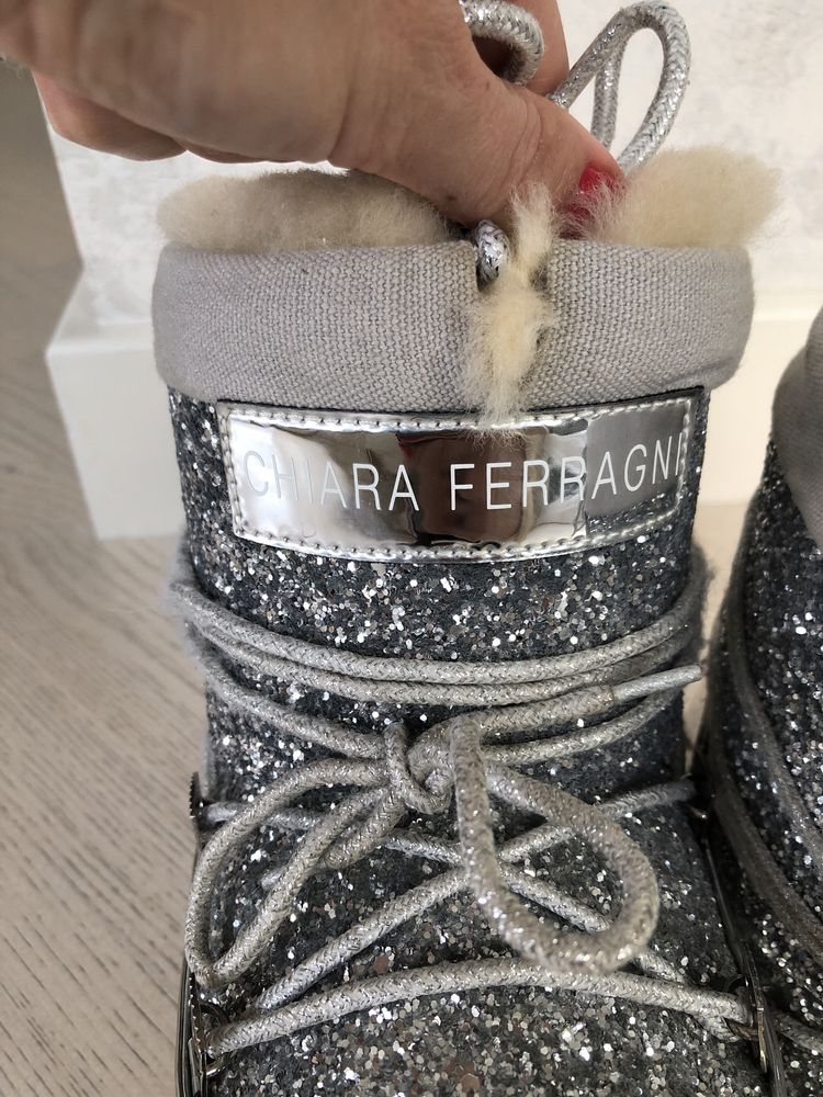 Продам Луноходы серебро Chiara Ferragni зимние