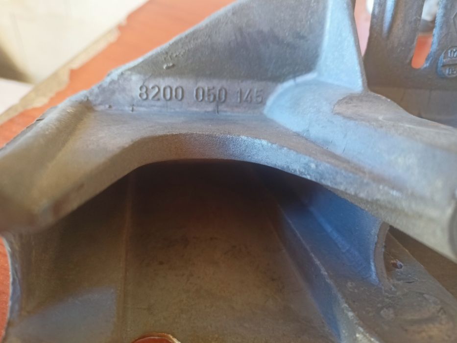 Кронштейн ВПУСКНОГО КОЛЛЕКТОРА 1.4  меган2