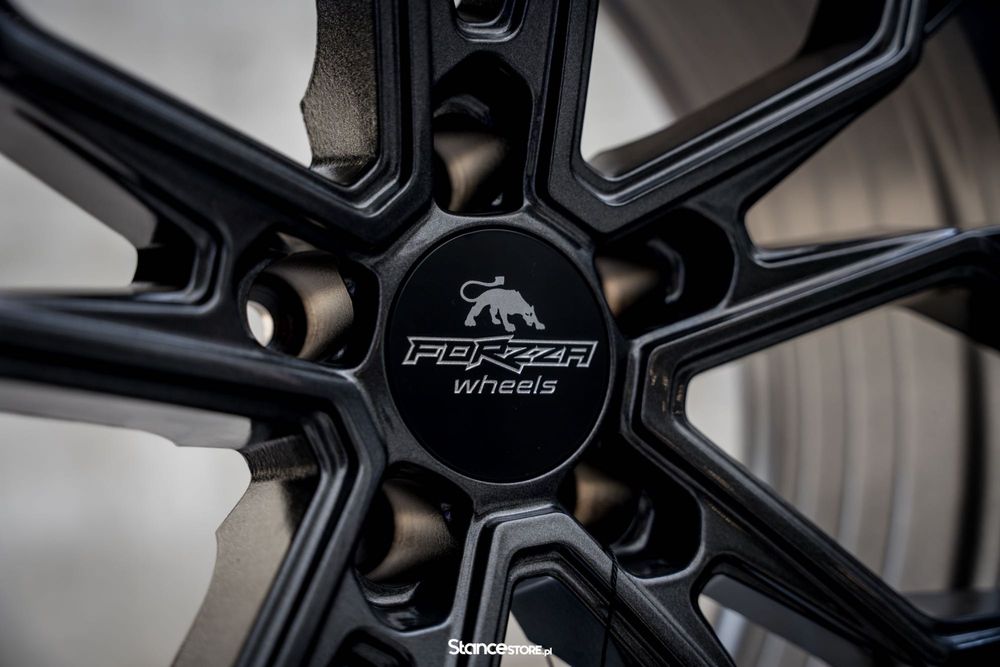 Forzza Titan / 18 cali 18x8.0 / 5x112 / Nowe felgi Audi Skoda VW Seat