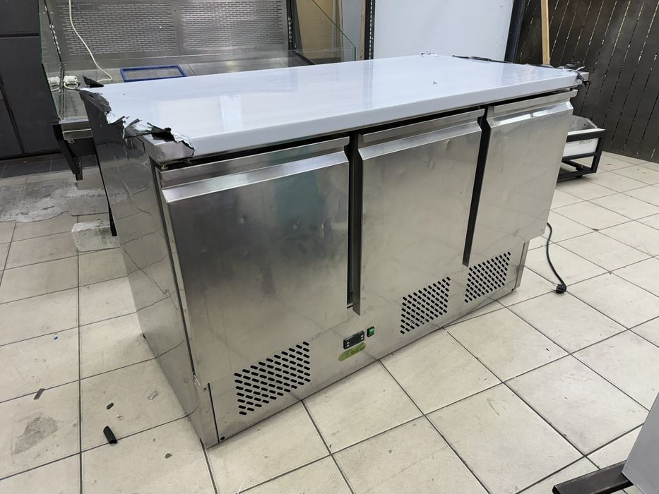 Холодильний стіл-тумба Frigor 1.4м н/ж