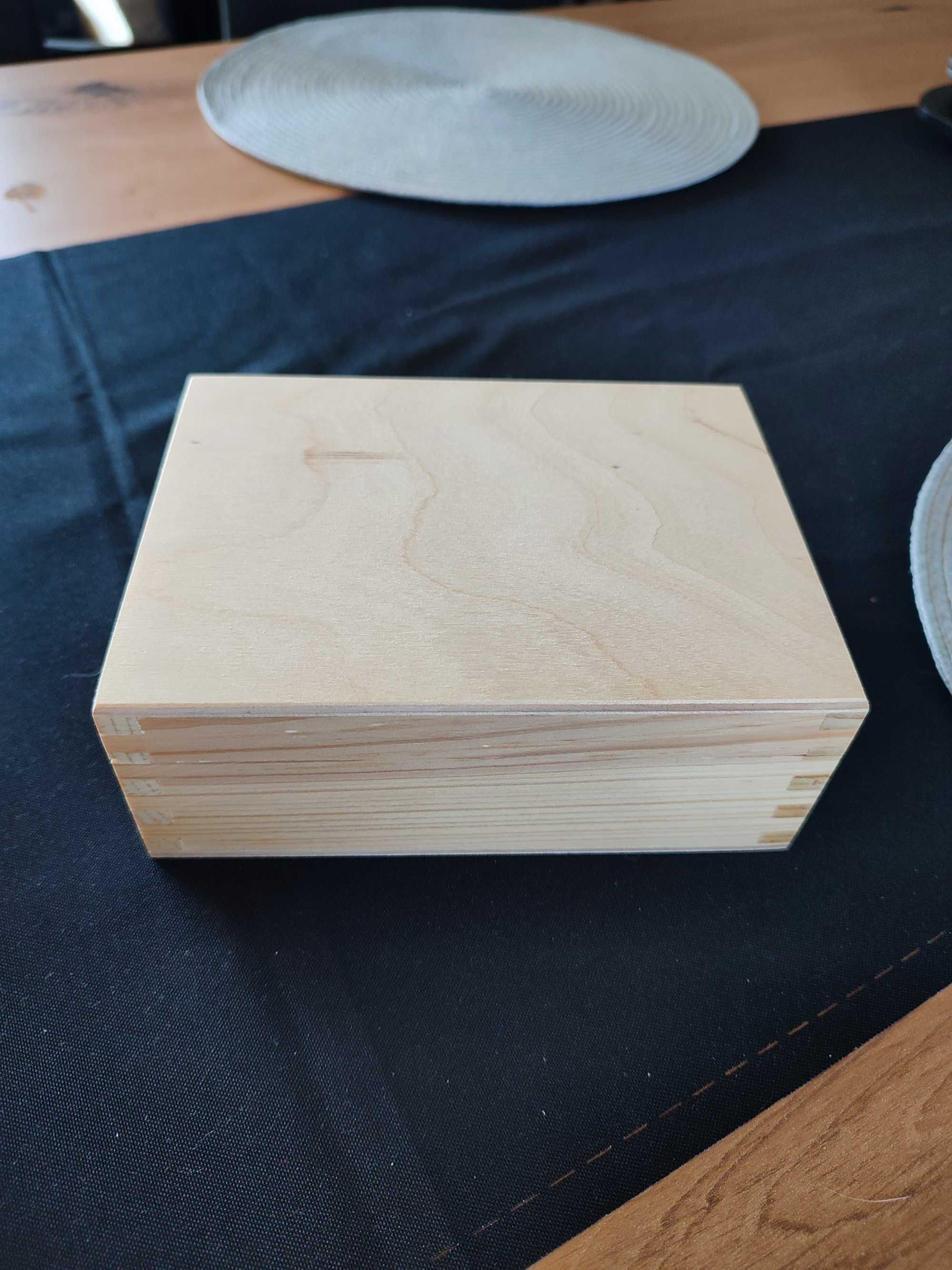 Pudełka drewniane do decoupage 16x12