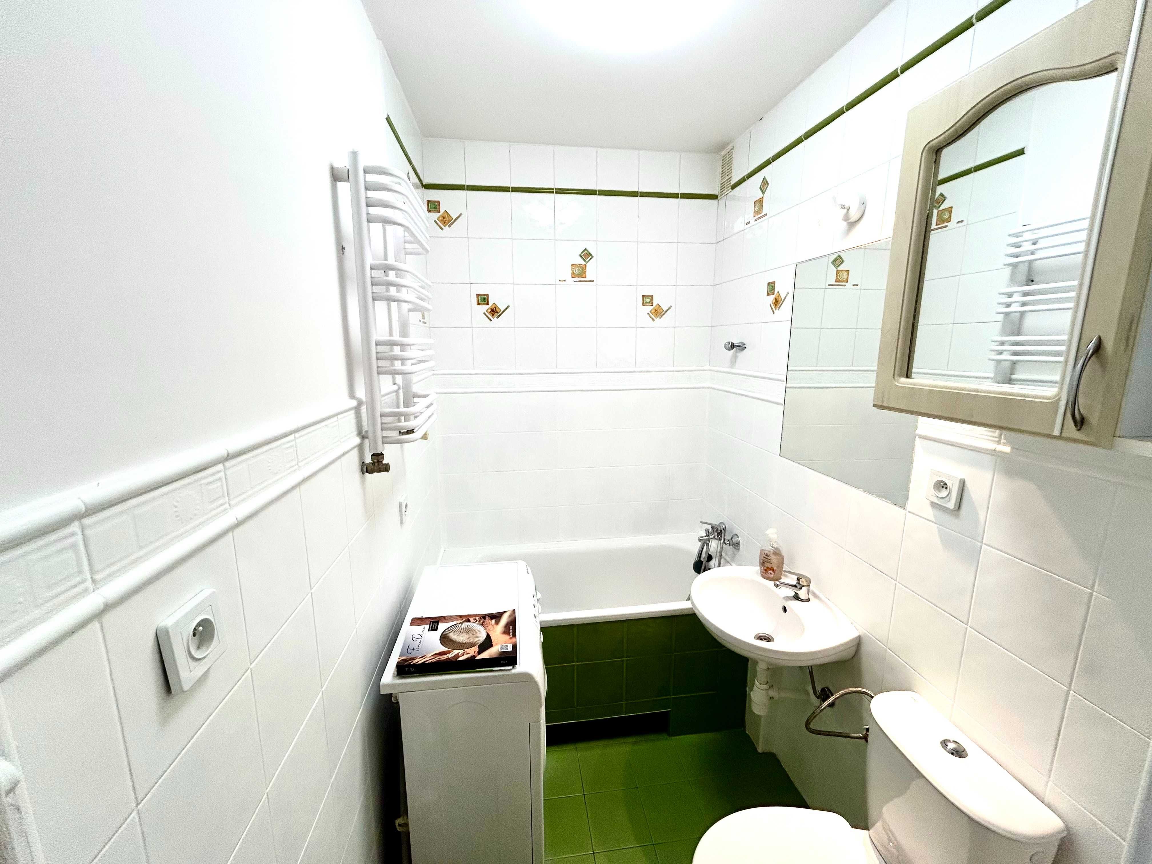 Słoneczna kawalerka/apartament w Legionowie