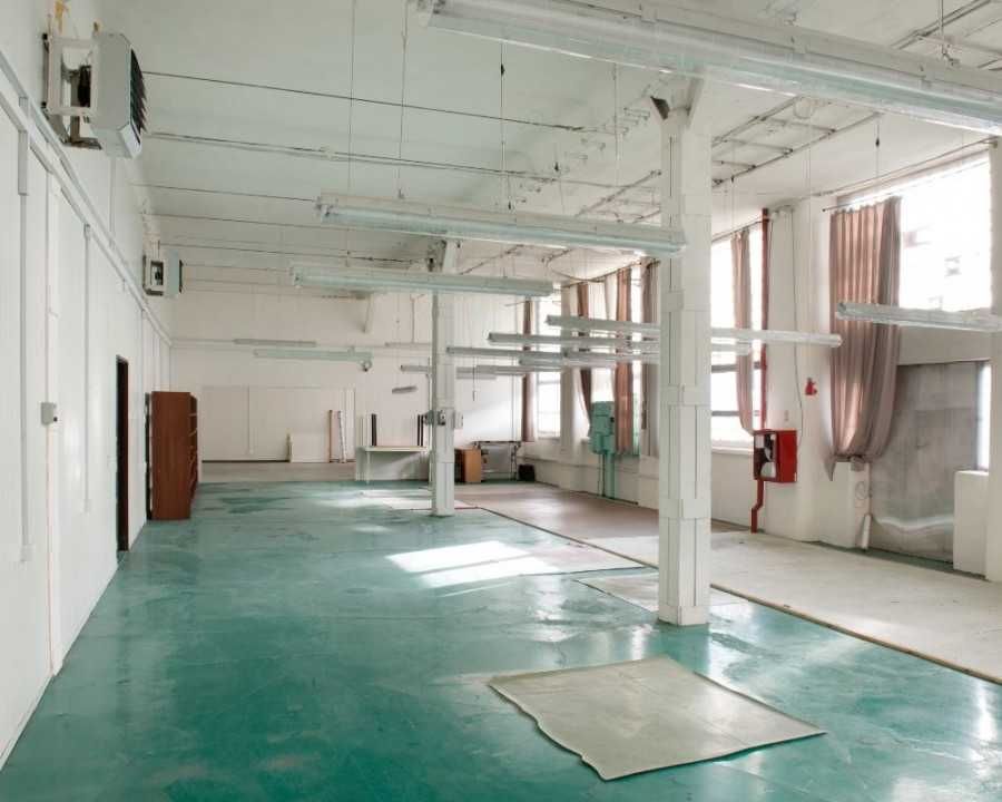Hala produkcyjno-magazynowa o pow. 1044 m2 /31
