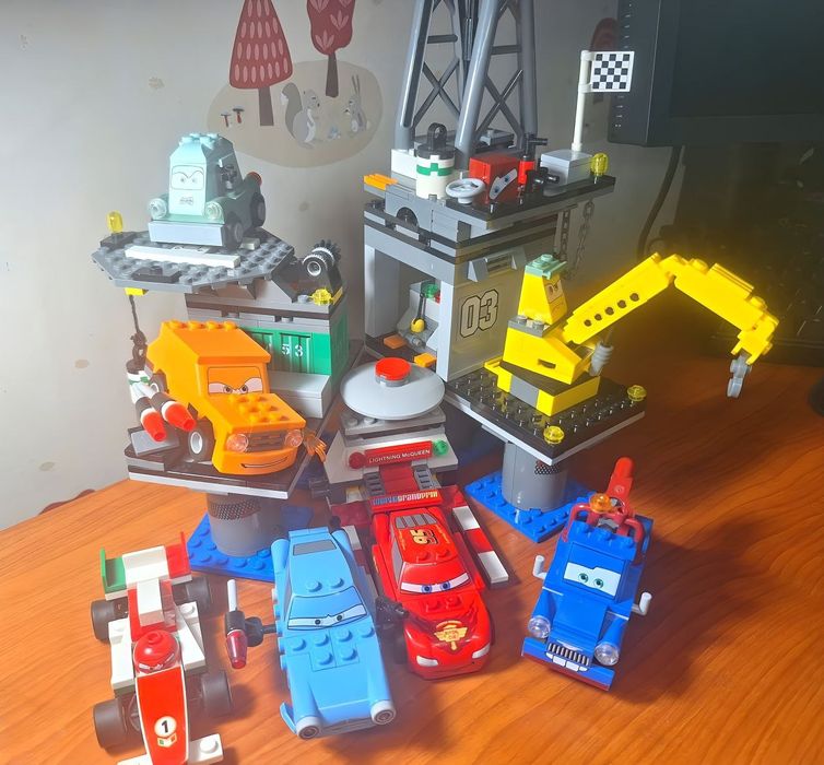 Набор лего "9486" + 3 редкие машинки Тачки.