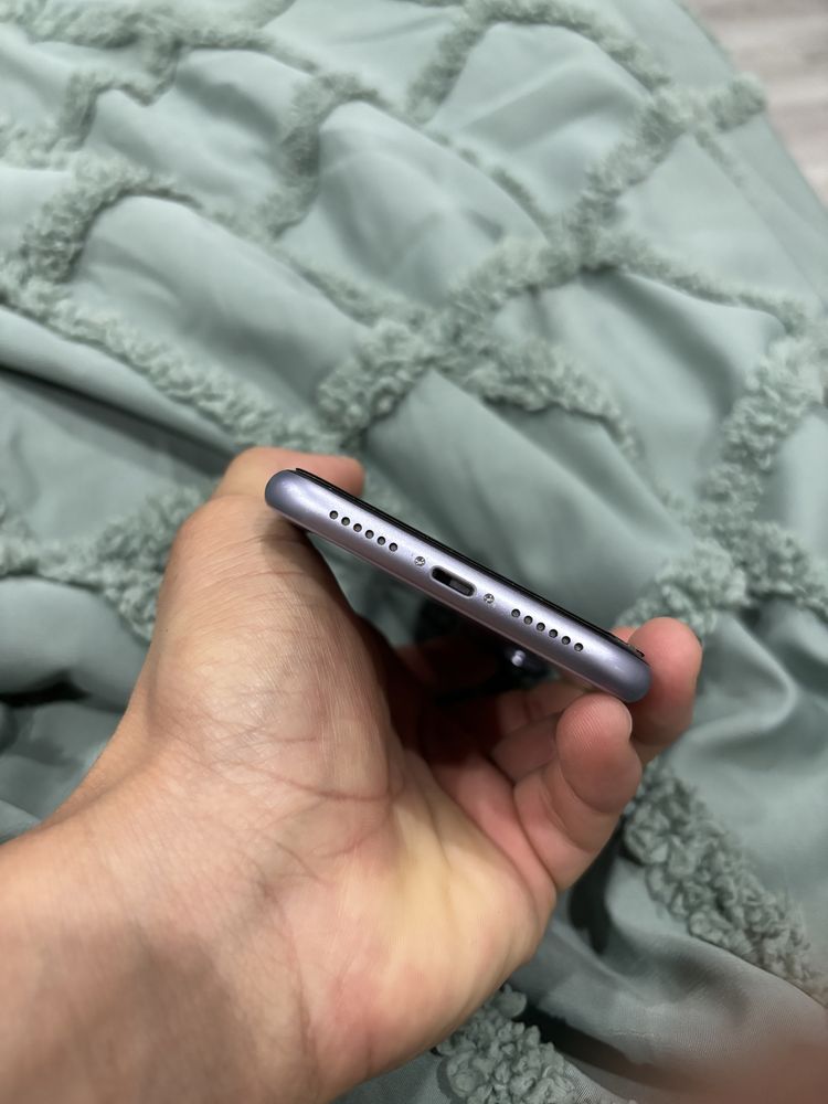 IPHONE 11 Lilás