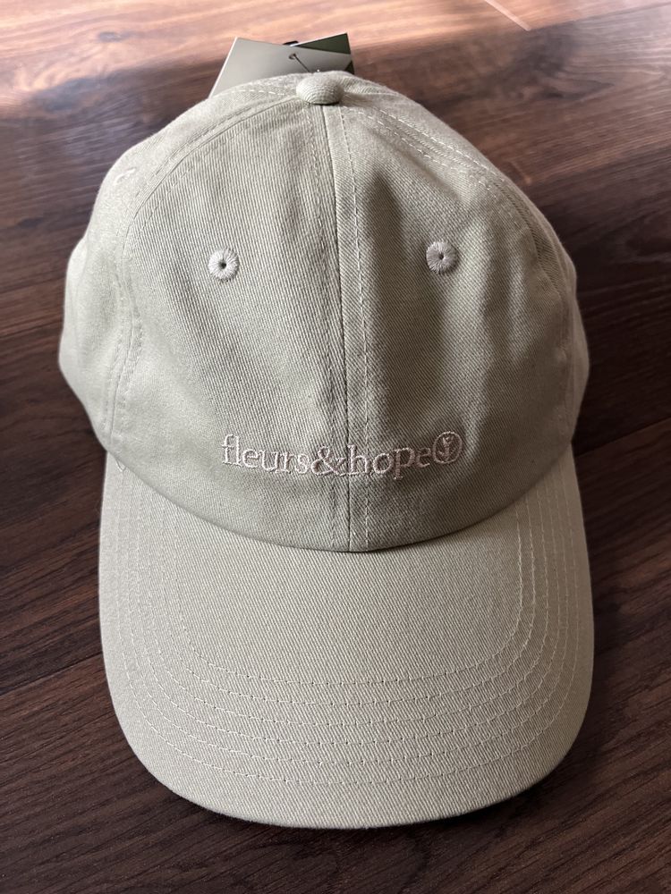 Bawełniana czapka z daszkiem, haftowany napis, H&M, męska zielona