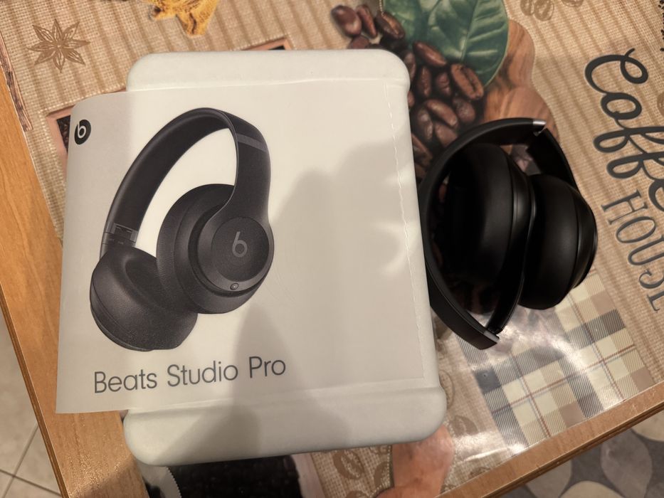 Beats studio pro na gwarancji jak nowe