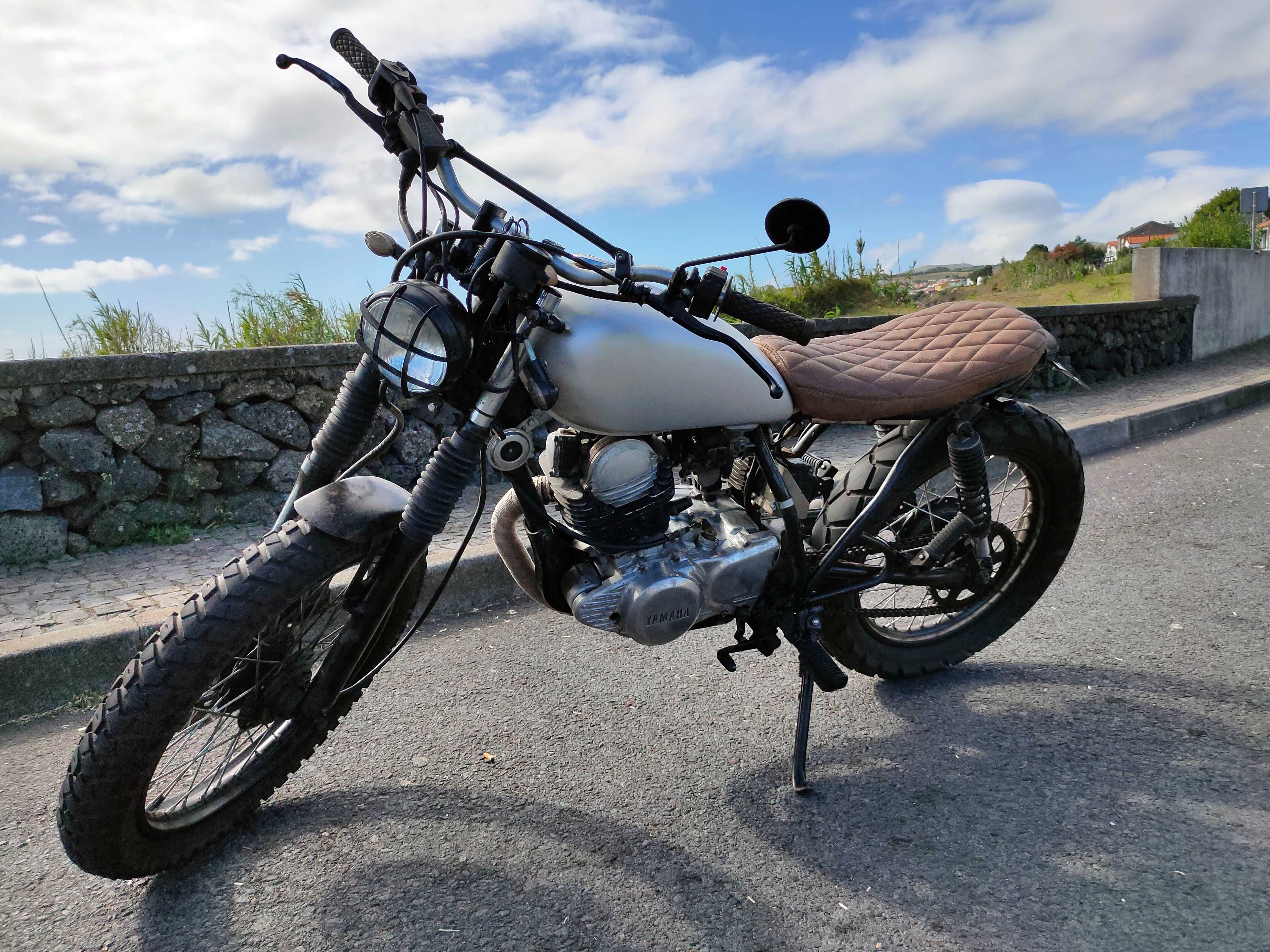 Yamaha SR250 Custom 2001