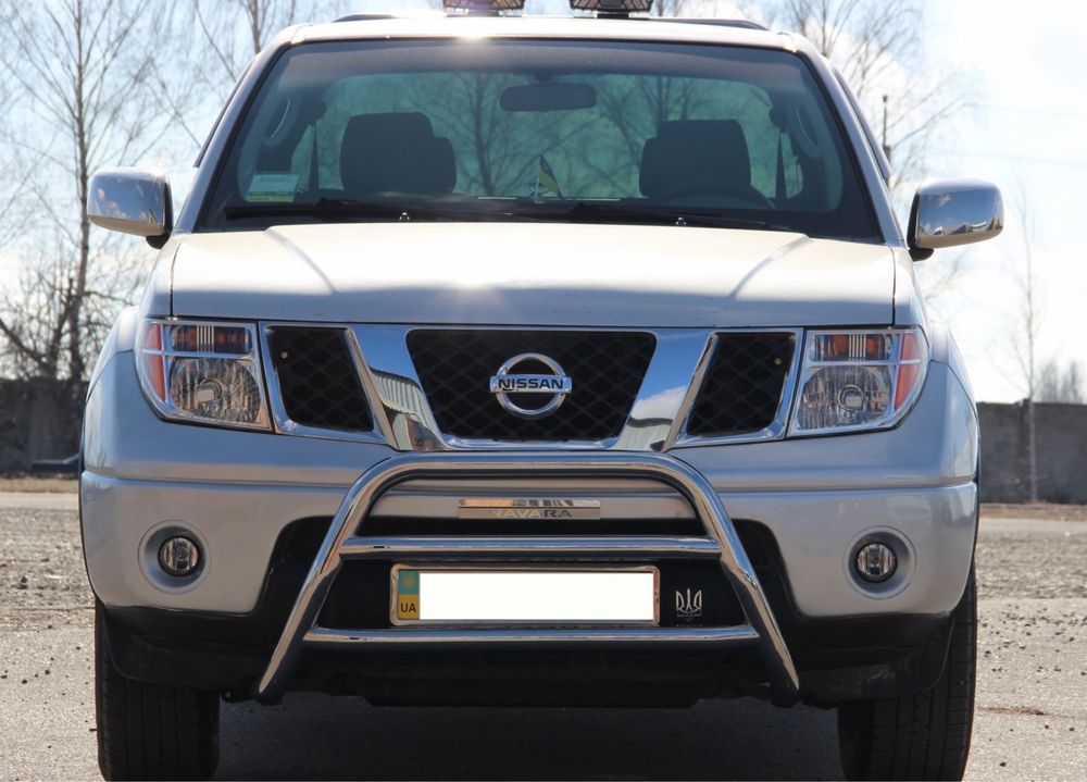 Кенгурятник для Nissan Navara Автообвес Дуги Защита бампера Нержавейка