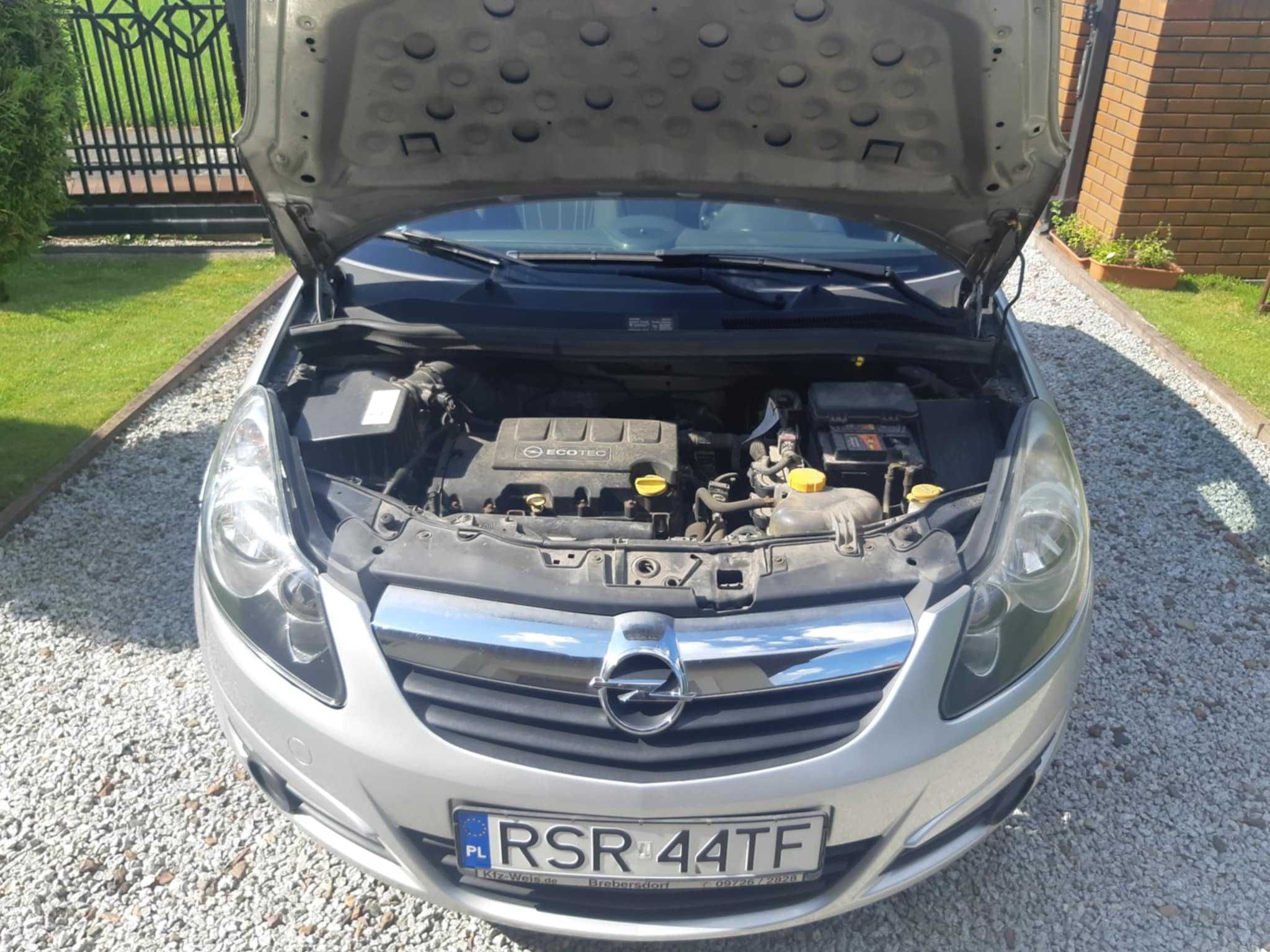 Opel Corsa D 2010 1.2